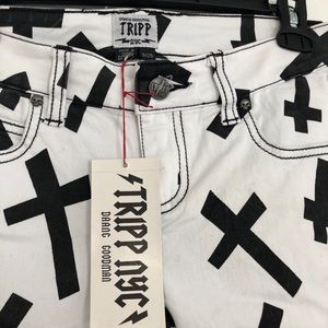 Tripp NYC - Daang Goodman